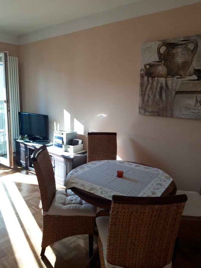 Apartment Mit Blick über *
